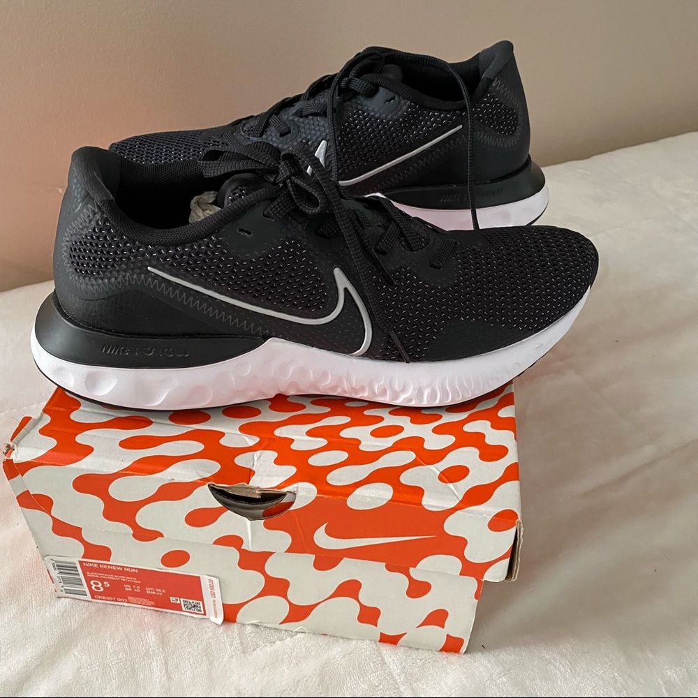 Nike Renew Run Mens Shoes